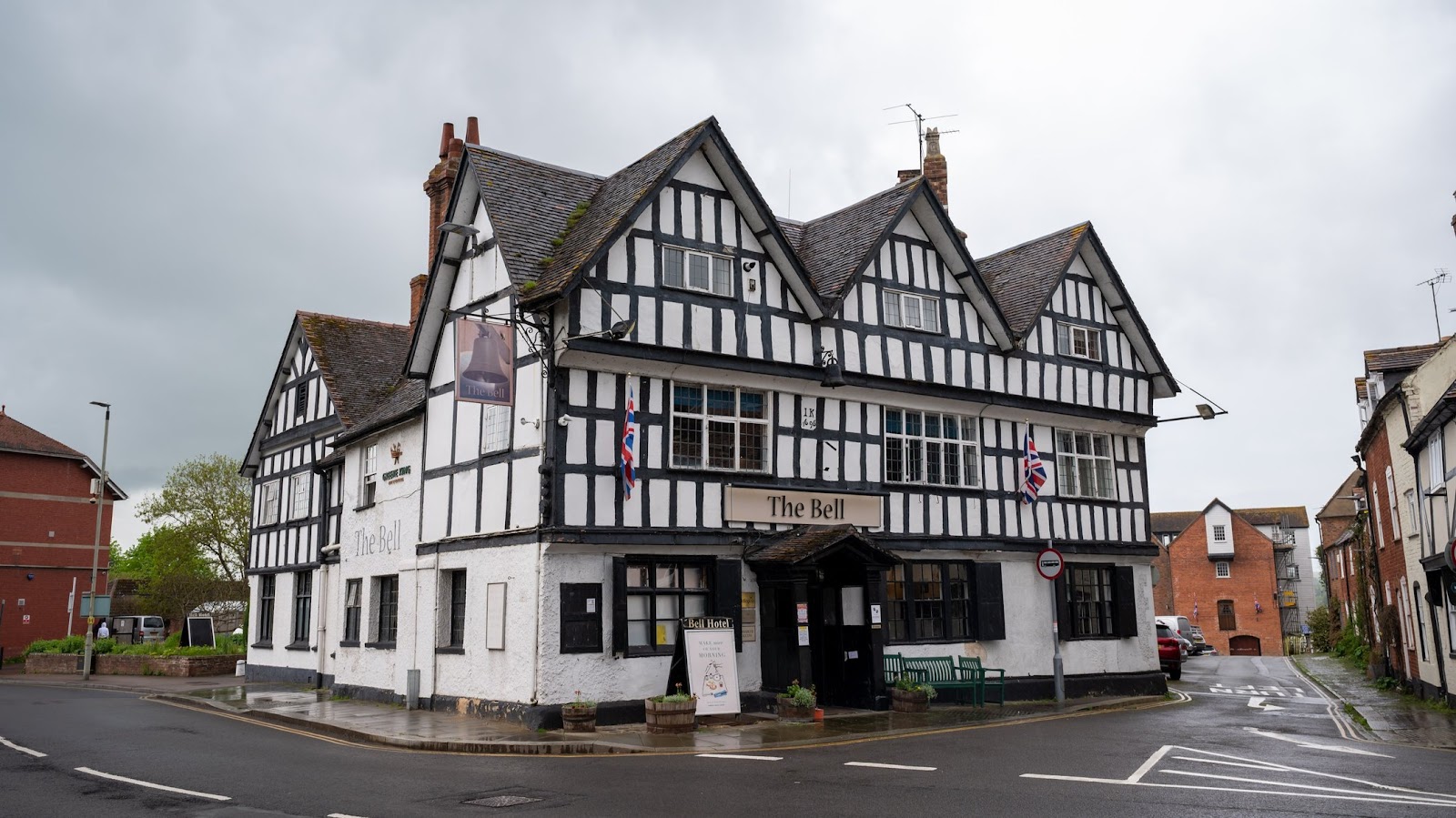 Bell Hotel by Greene King Inns