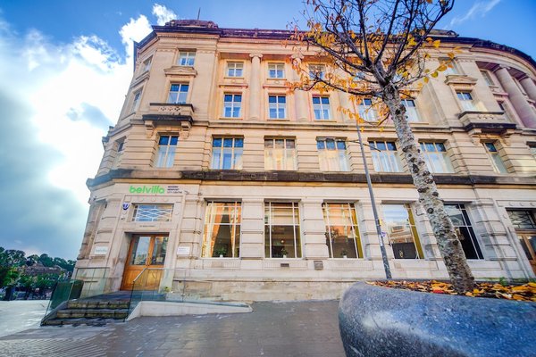 Belvilla Newport City Centre Hotel - Lifestyle