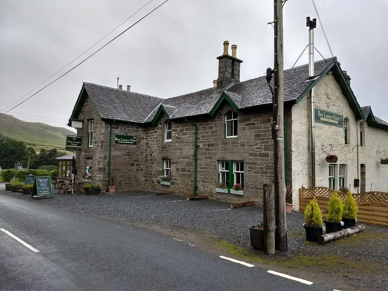 Ben Lawers Hotel