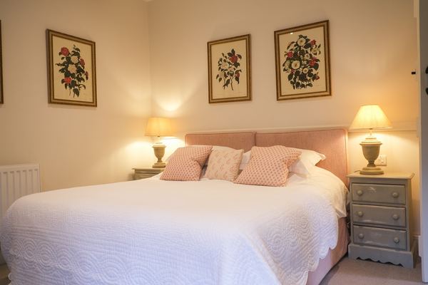 Benbow Pond Holiday Cottages