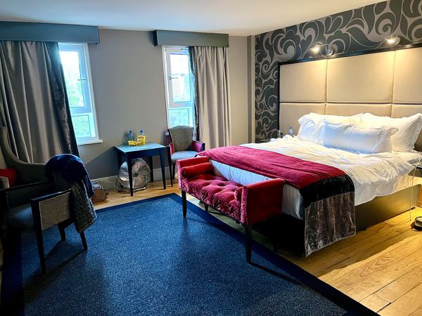 Benedicts Hotel