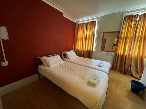 Berkeley Court Hotel