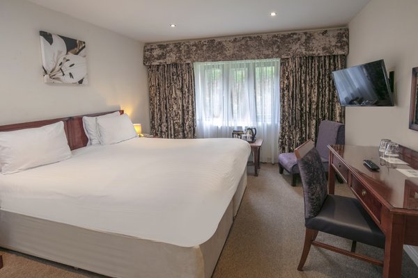 Best Western Plus Grims Dyke Hotel