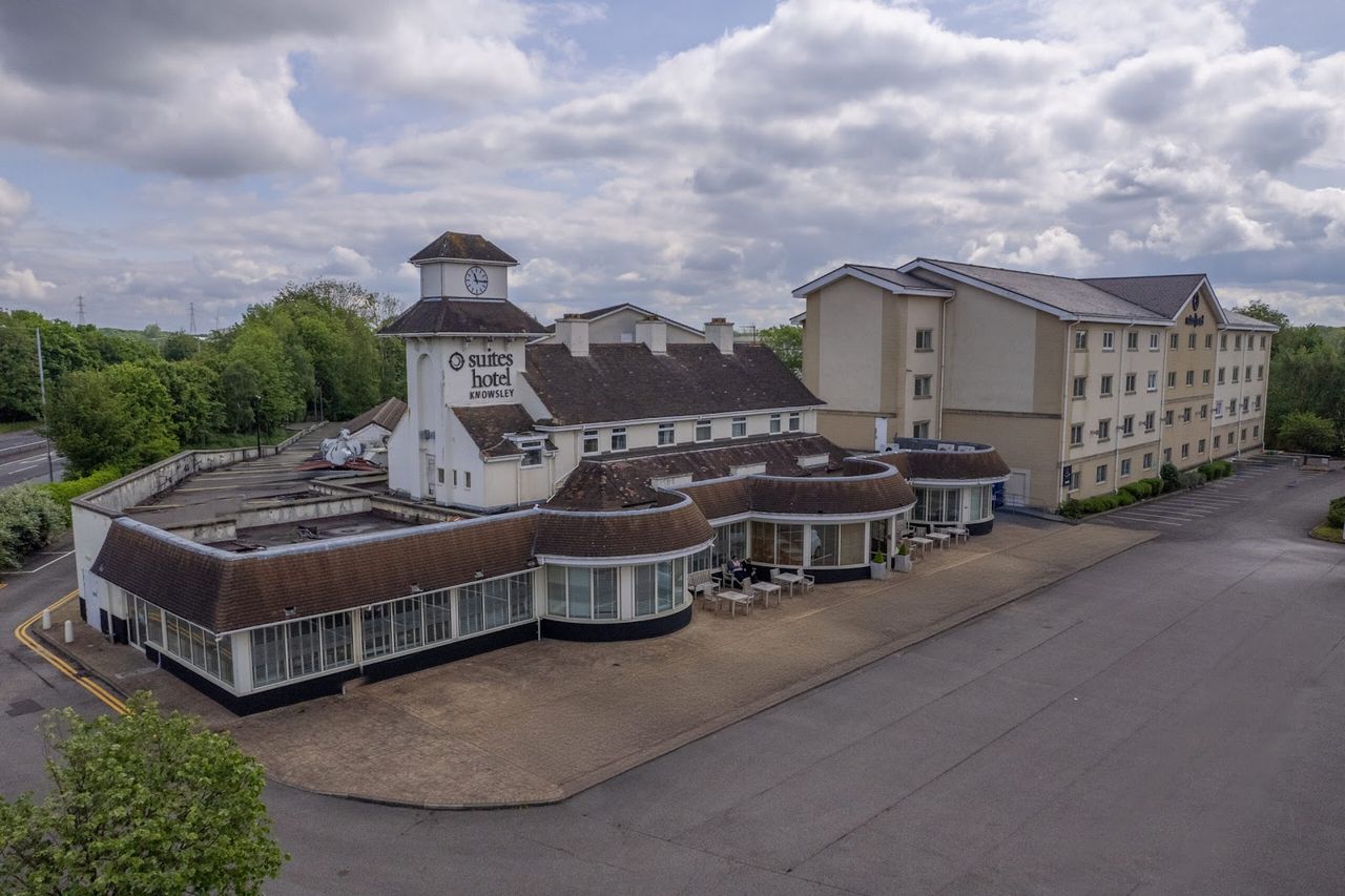 Best Western Premier Knowsley Suites Hotel & Spa
