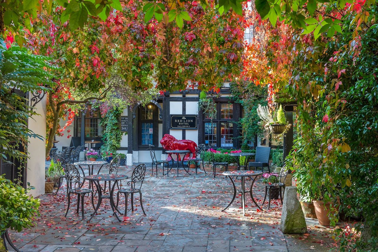 Best Western Plus Red Lion Hotel