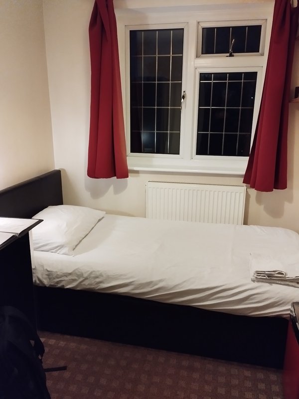 Biancas House Hotel Heathrow Airport