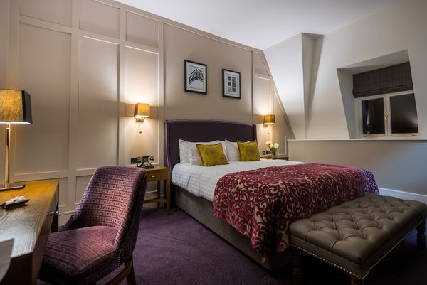 Bishops Gate Hotel