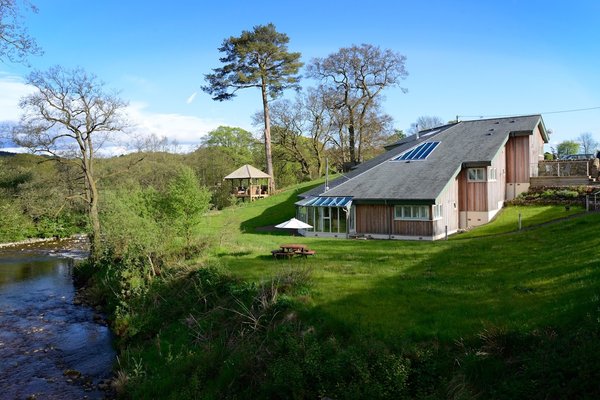 Black Burn Lodge B and B