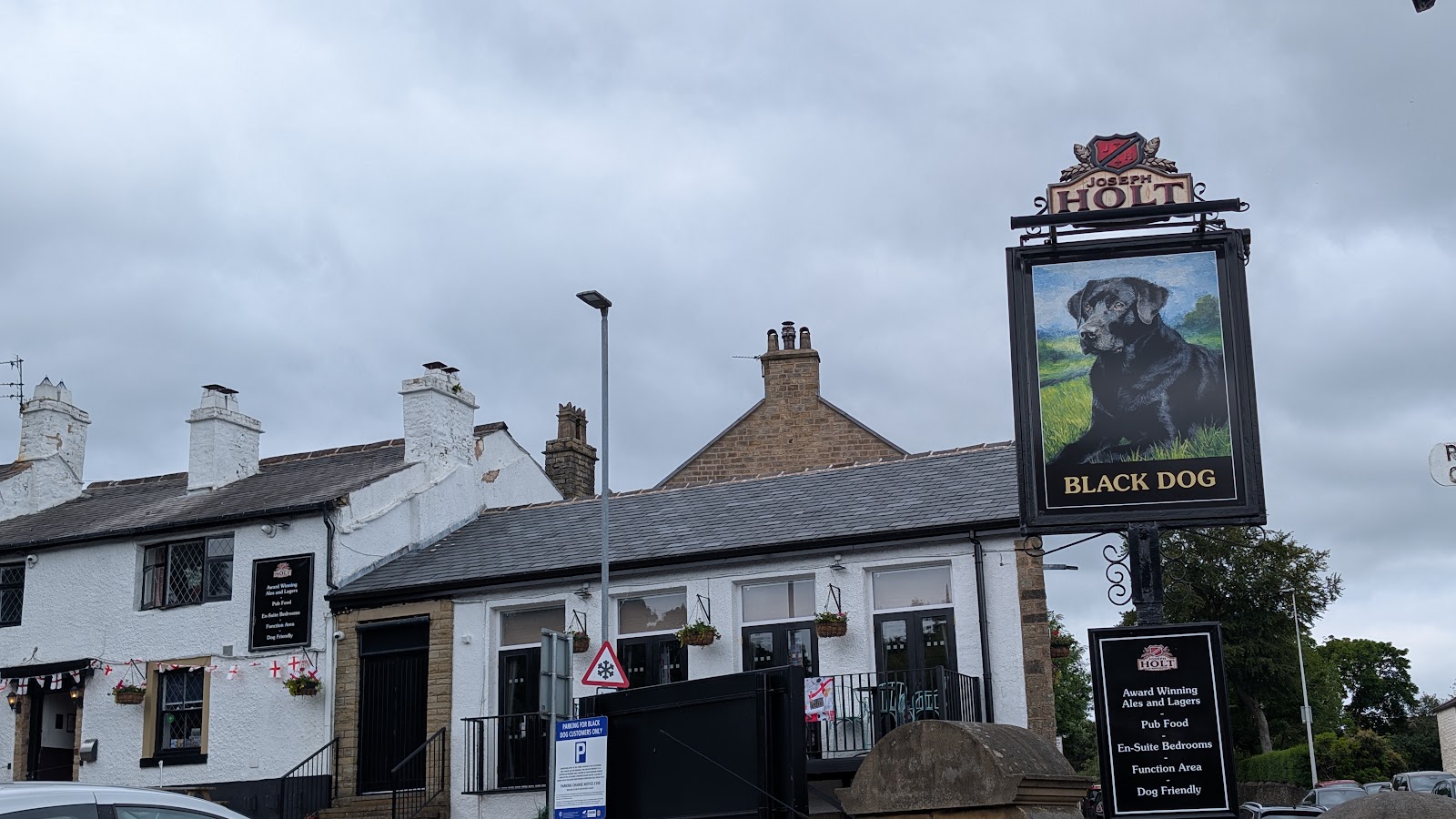 Black Dog Inn