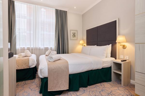 Blandford Hotel