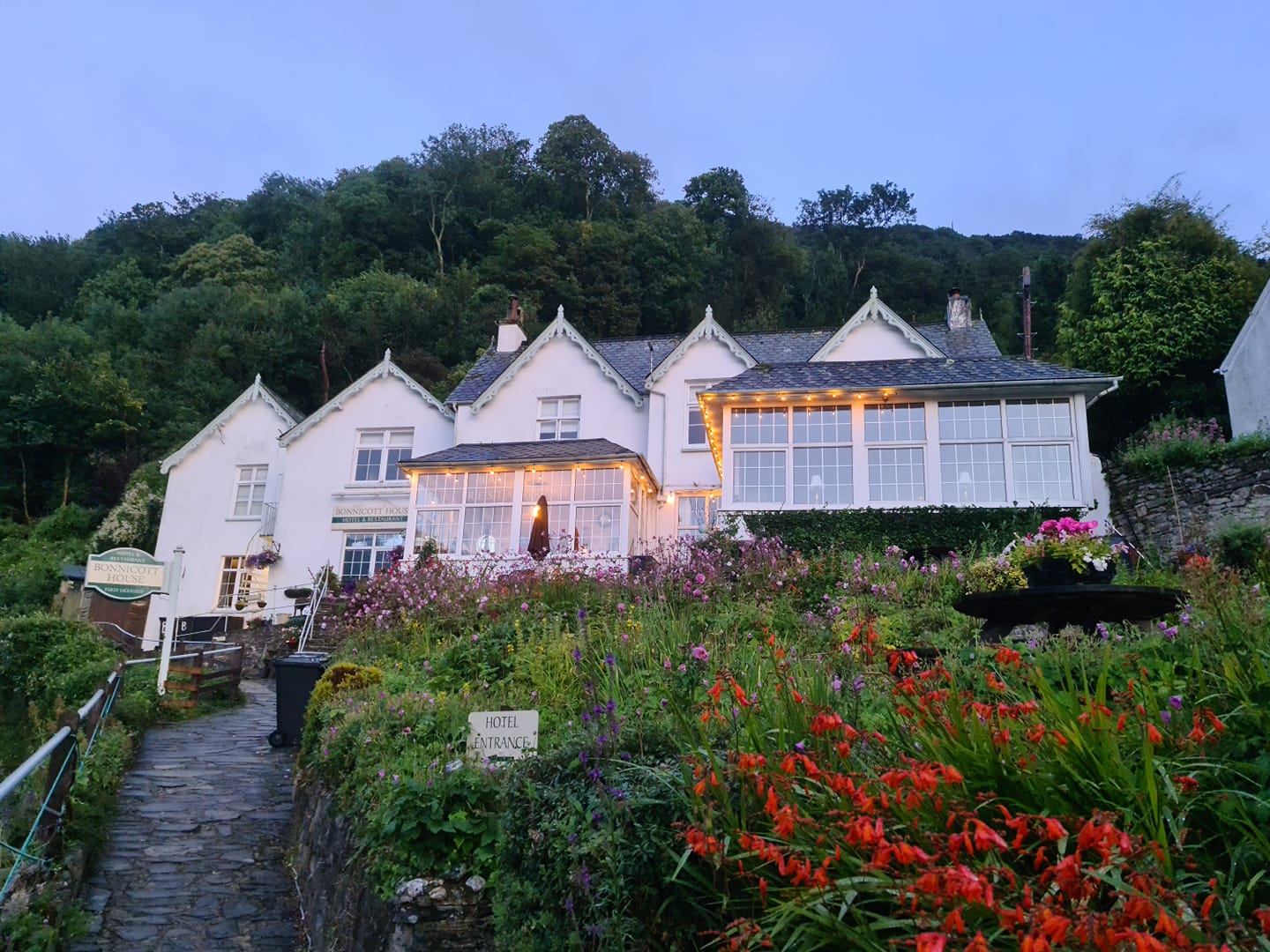 Bonnicott House Hotel