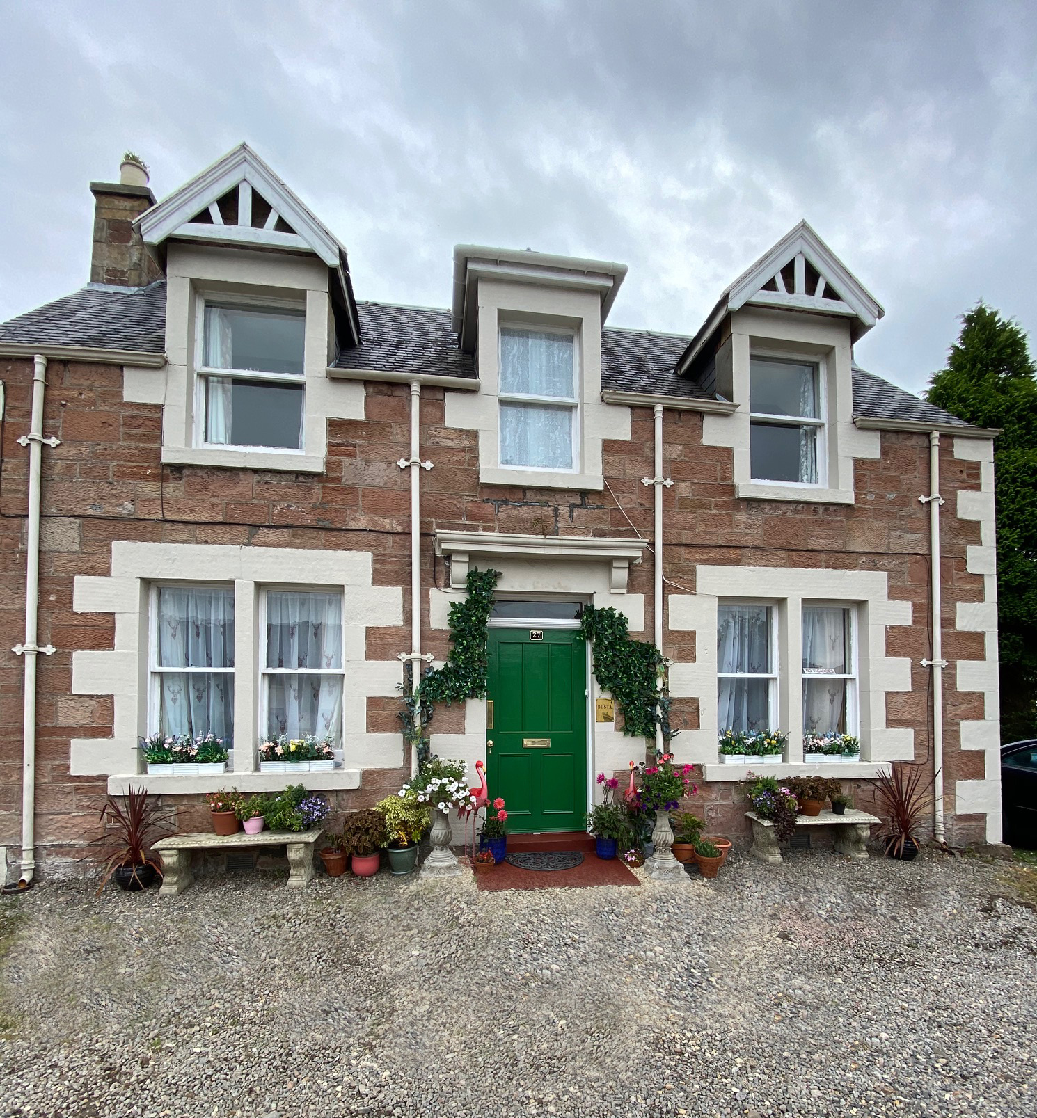 Bosta Guest House - Private Rooms - Inverness