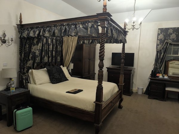 Brass Castle Country House Accommodation
