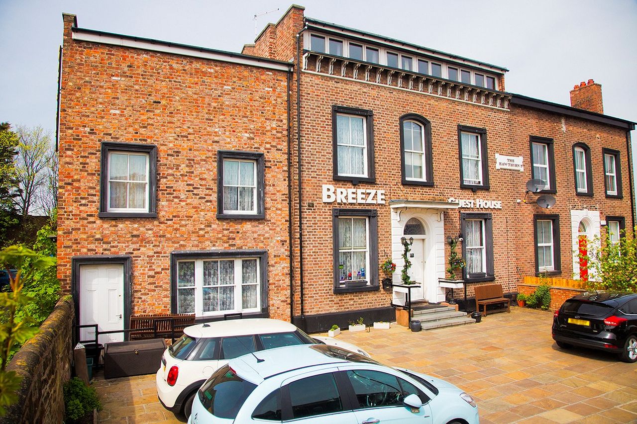 Breeze Guest House