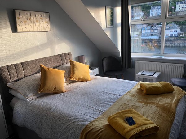 Bridgeside Guest House - B&B