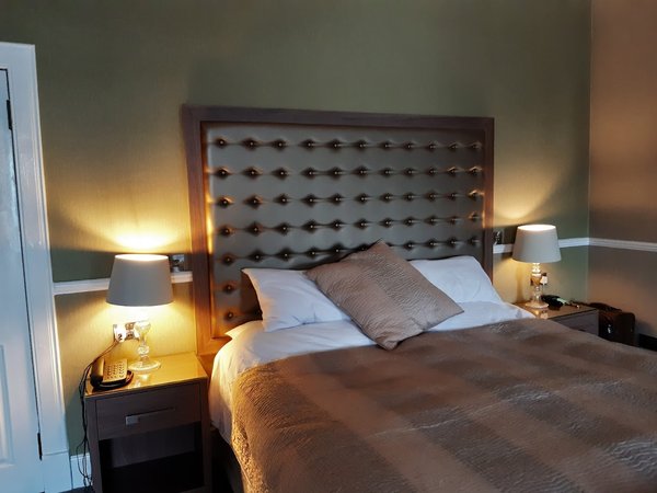 Brisbane House Hotel