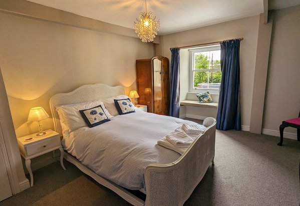Britannia House Vintage B&B Cornwall