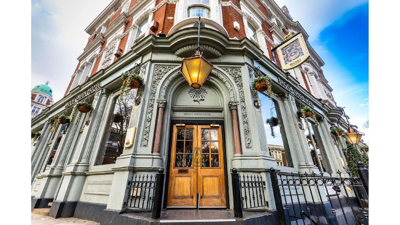 Brook Hotel