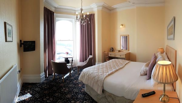 Bryn Y Mor Hotel