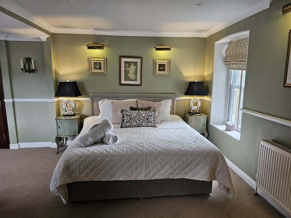 Burford Lodge