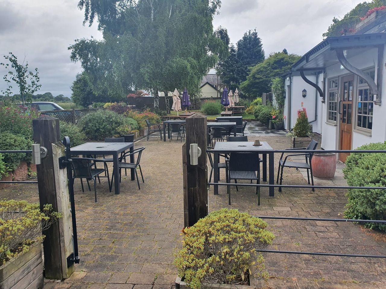 Burlton Inn