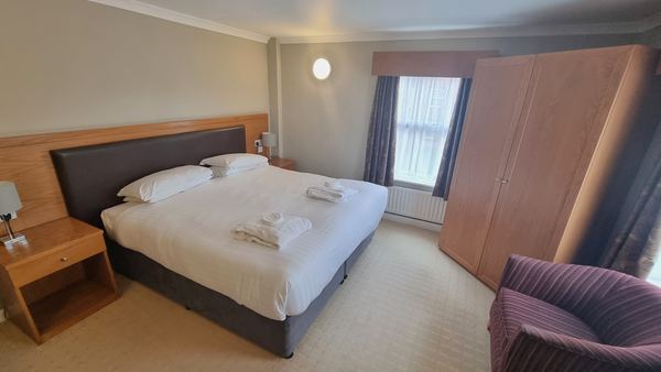 Burn Hall Hotel