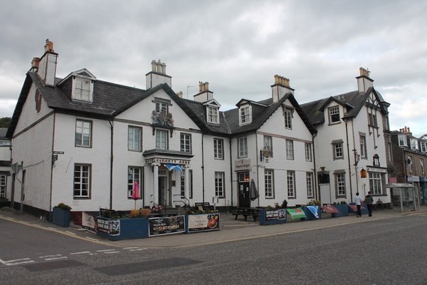 Burnett Arms Hotel