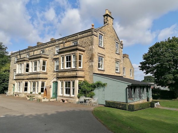 Burythorpe House