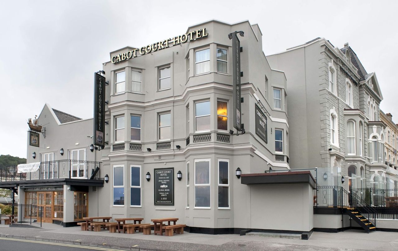 Cabot Court Hotel Wetherspoon