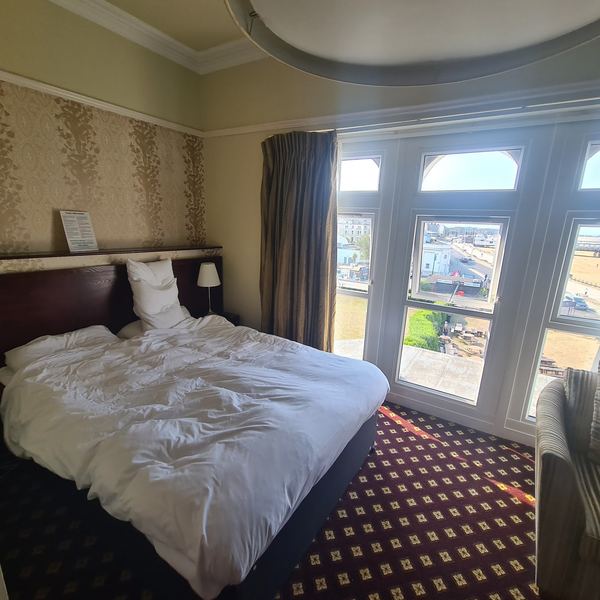 Cabot Court Hotel Wetherspoon