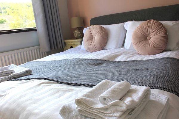 Cairnview Bed and Breakfast