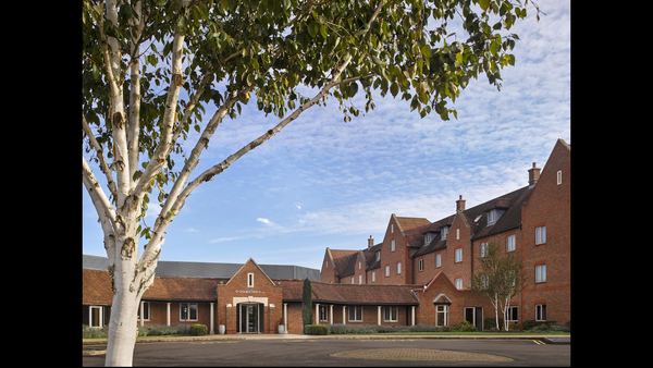 Cambridge Belfry Hotel & Spa