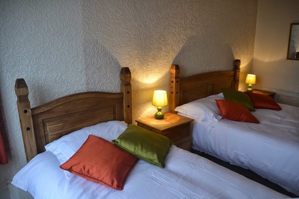 Camelot Hotel - Couples Only