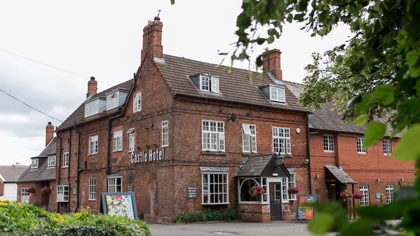 Castle Hotel by Chef & Brewer Collection
