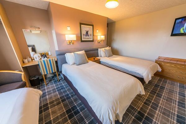Castletown Hotel