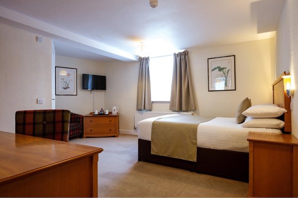 Cathedral Lodge Hotel