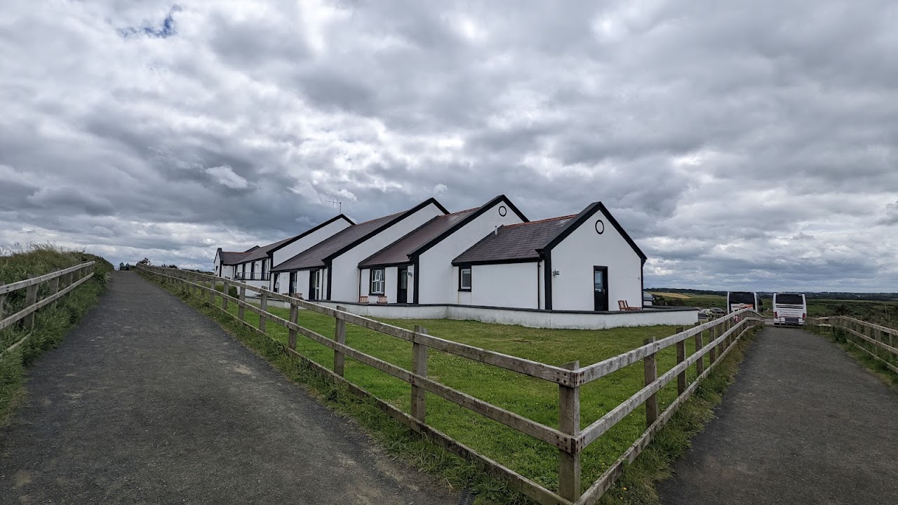 Causeway Hotel
