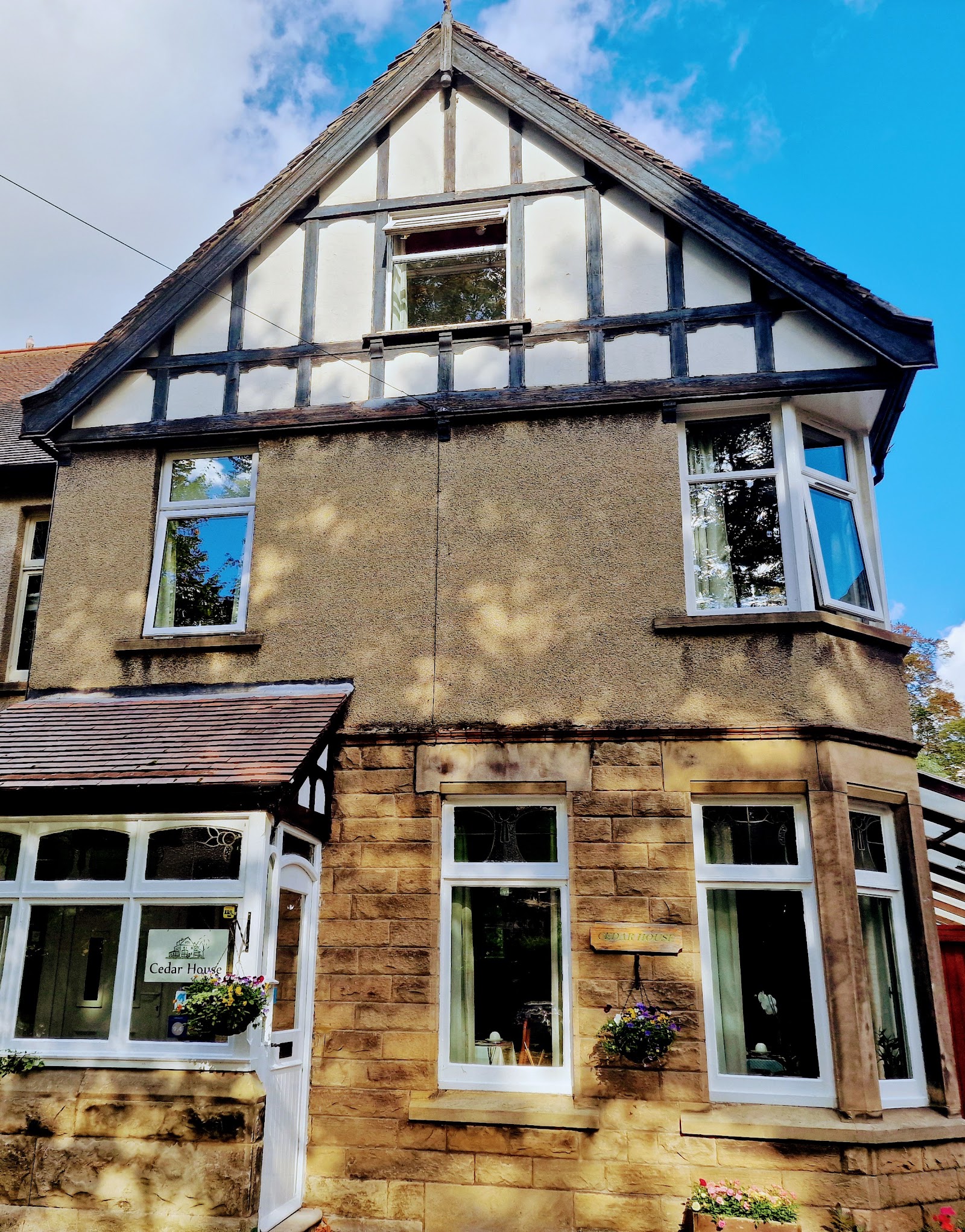 Cedar House B&B