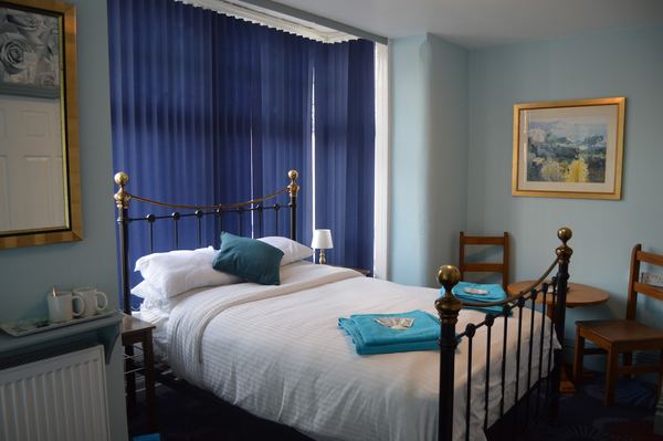 Central Cove Guesthouse