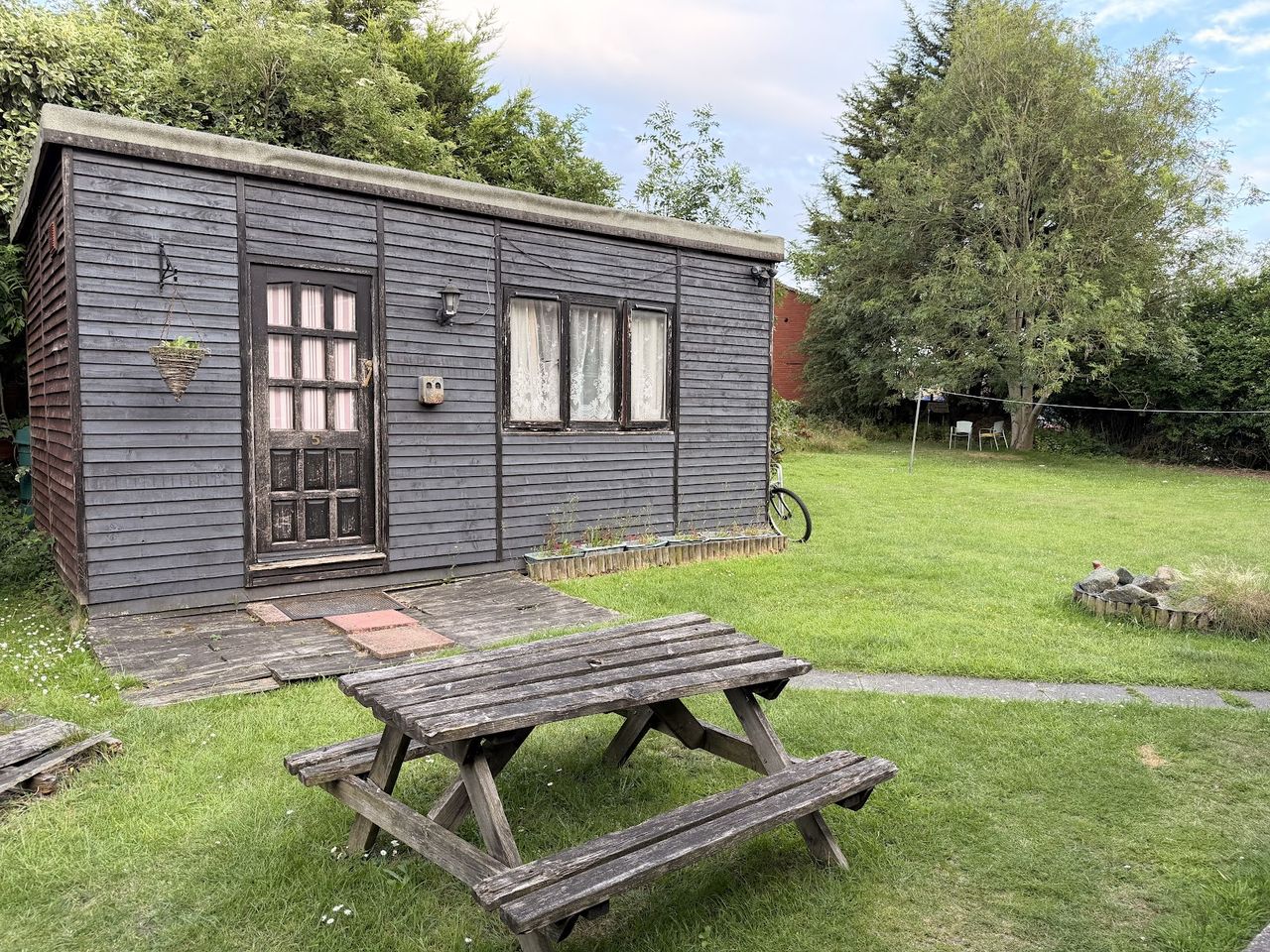 Charde Guest House