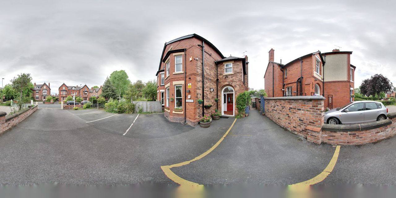 Chester Brooklands B&B