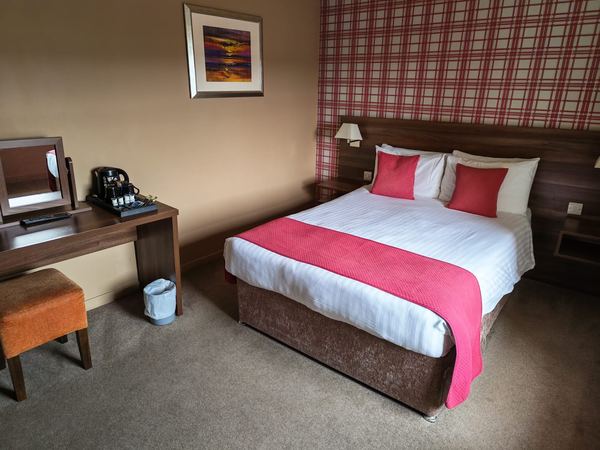Chieftain Hotel
