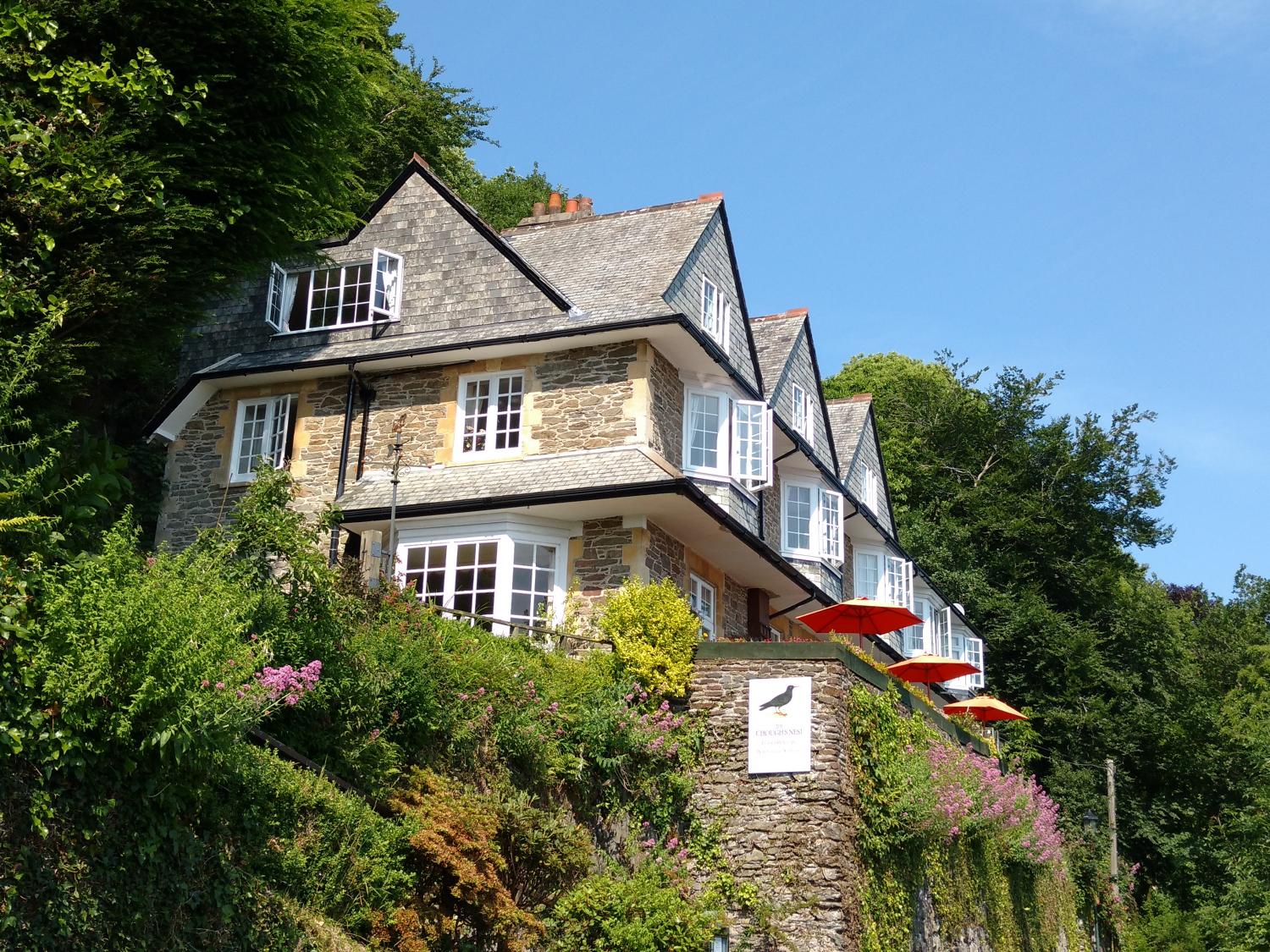 Choughs Nest Hotel
