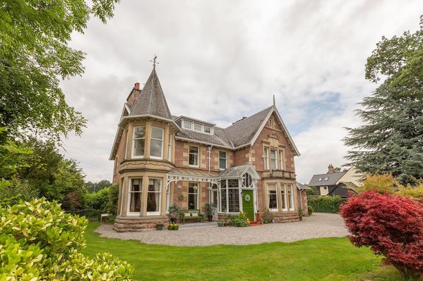 Chrialdon House