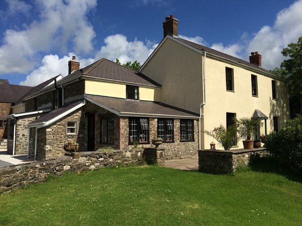 Cilwen Country House Bed and Breakfast