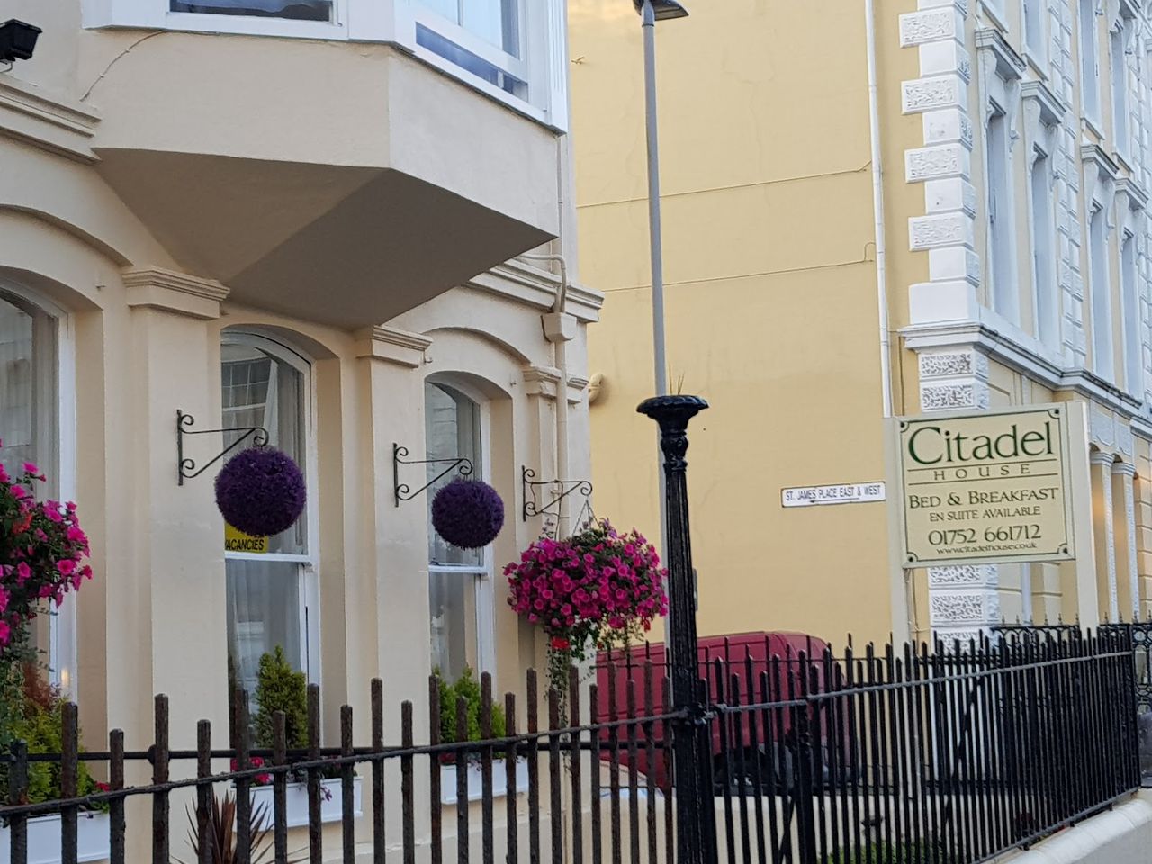 Citadel House Hotel