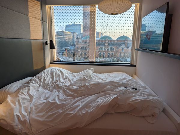 citizenM London Victoria Station