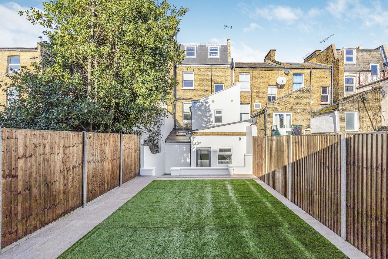 Clapham Guest House