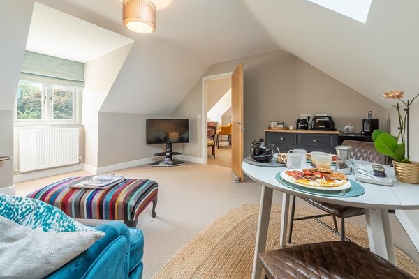 Cliff Farmhouse B&B Suites