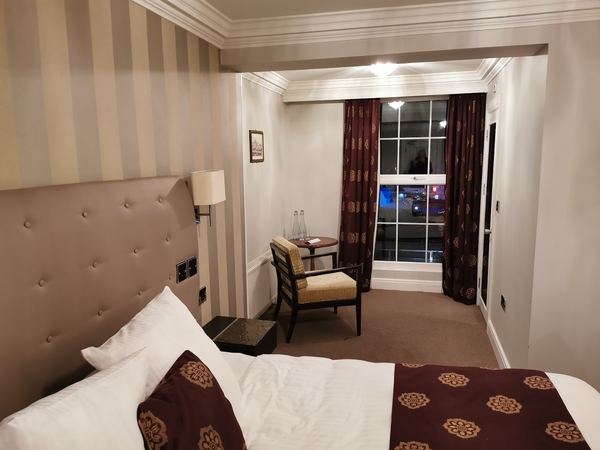Cliff Hotel